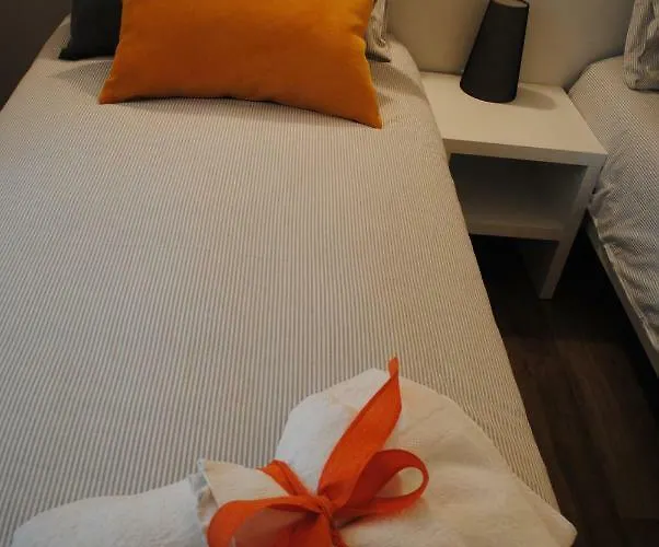 Dolcelago בית הארחה 3*